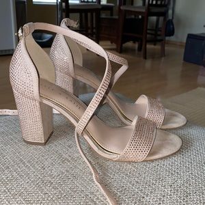 Kelly & Katie dress shoes heel size 7.5